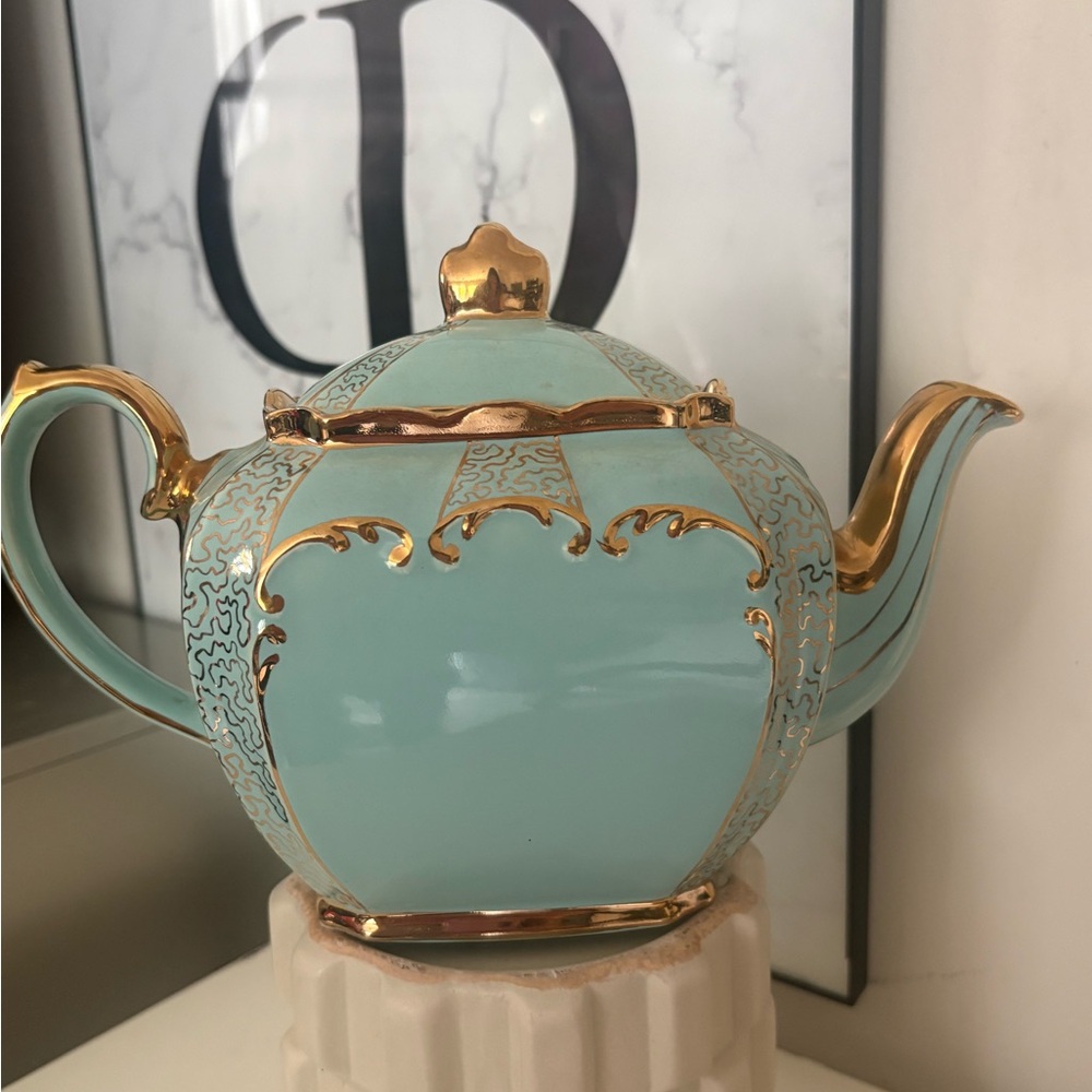 🏡Sadler England Elegant Blue and Gold Teapot - Picture 3 of 11
